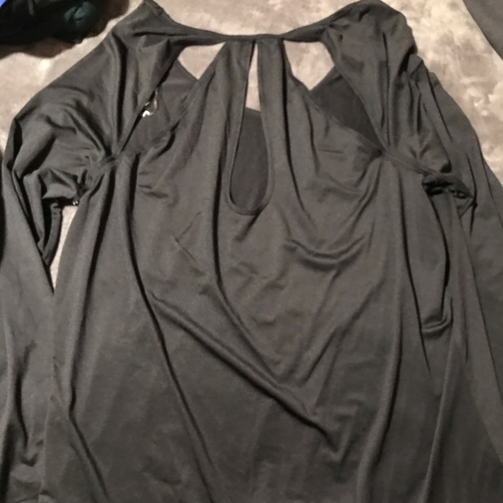 Athletic long sleeve shirt